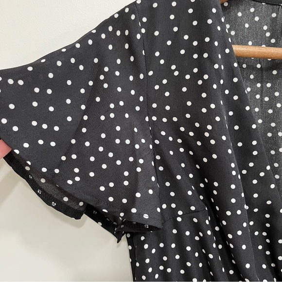 Princess Polly Bobbie black white polka dot mini dress flutter sleeves size 4 - Picture 10 of 12